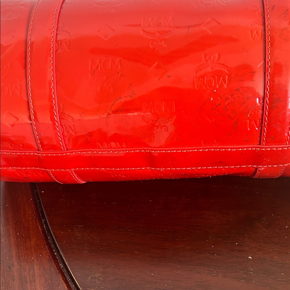MCM Glossy Red Patent Barrel Bag - Picture 6 of 12